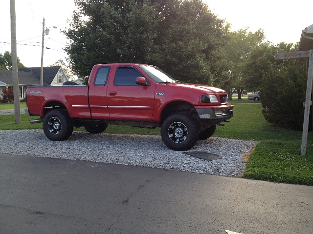 post your lifted and/or leveled 97-03 f150s!-forumrunner_20140908_154155.jpg