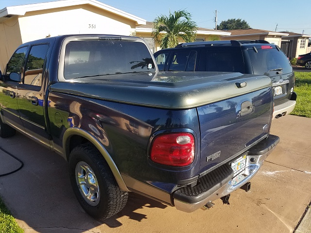 Just got my 2002 f150 lariat, what do u think 108k miles mint condition.-20161021_165301.jpg