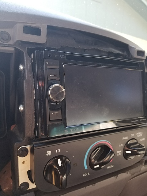 double din poor fitment-20171217_113053.jpg