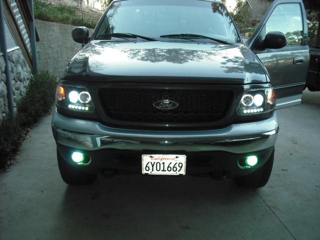 Show'em Off!!! Post up 97-03 trucks!-headlightson.jpg