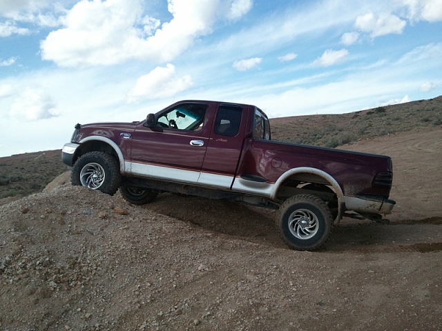 97-03 3 inch body lift pics!!-image-662676803.jpg