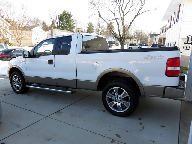 2004 F150 Super Crew Lariat 4x4 with 68,000 Miles-img_3307.jpg