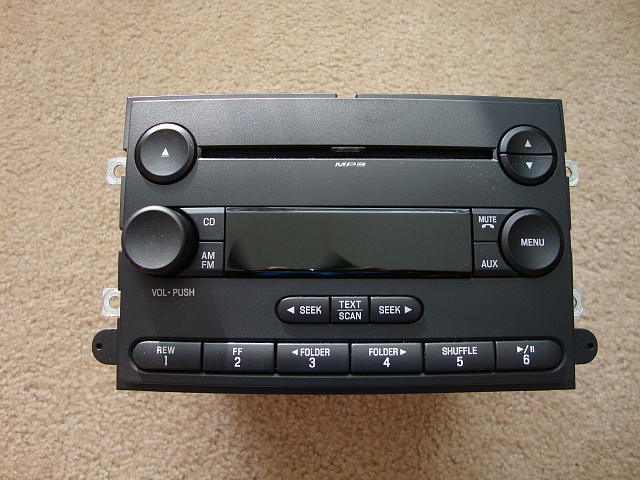 Factory CD/MP3 player for sale-dsc01078.jpg