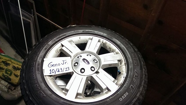 2008 f150 fx4 lariat oem rims 20&quot;-1378550_687953397896076_1390794121_n.jpg