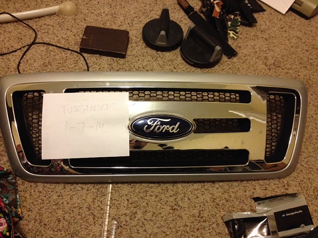 FS 04-08 F150 Tuscany/Tonka Grille with Silver Surround-image-4075014495.jpg