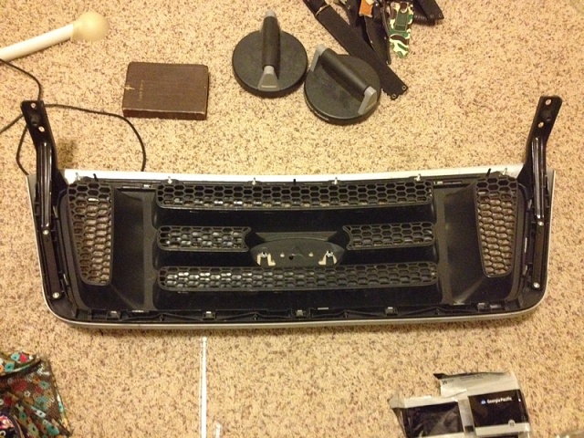 FS 04-08 F150 Tuscany/Tonka Grille with Silver Surround-image-1270354294.jpg