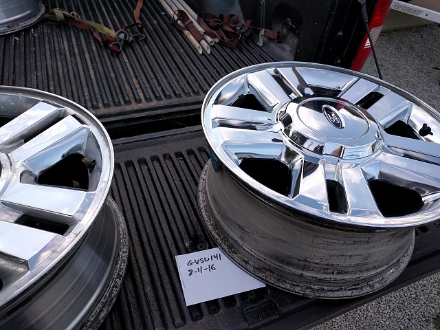 Chrome XLT 18&quot; Wheels with TPMS and Center Caps-img_20160811_201049.jpg