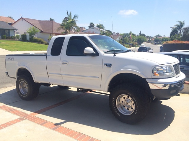 1999 f150 4x4 Oceanside CA-image-466266473.jpg