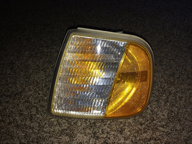 1997-03 F150 OEM PS Headlight &amp; Both Sides Turn Lights-img_1595.jpg