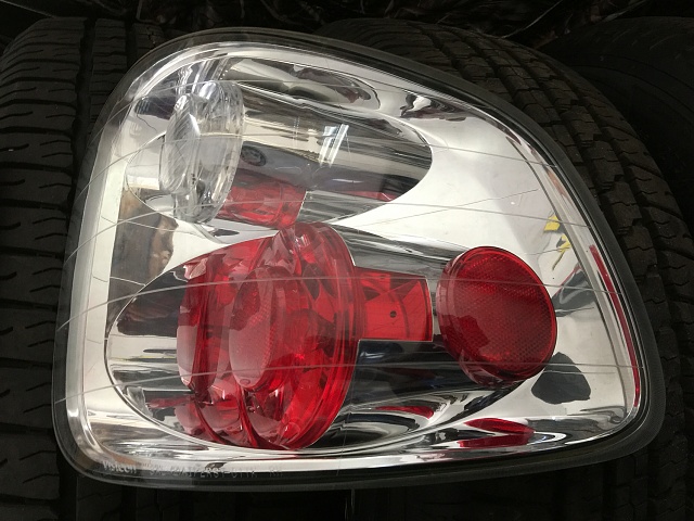 SOLD...2003 Supercrew taillights and 3rd Brakelight-photo706.jpg