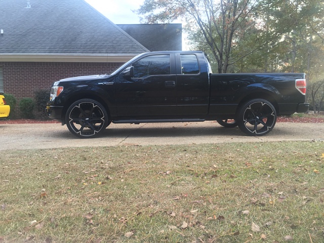 let's see some MORE lowered trucks!!!....-image-1726939273.jpg