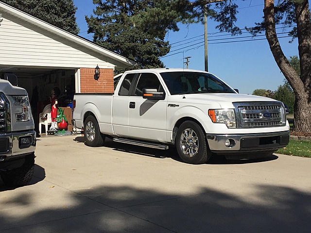 Lets see some lowered trucks-img_3729.jpg