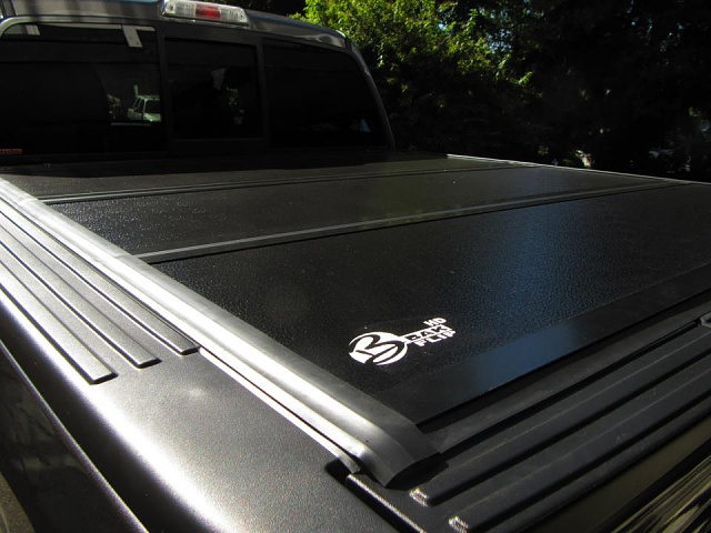 New BAK VP tonneau cover is here at AutoAnything!!-564247_10151050033637852_834981149_n.jpg
