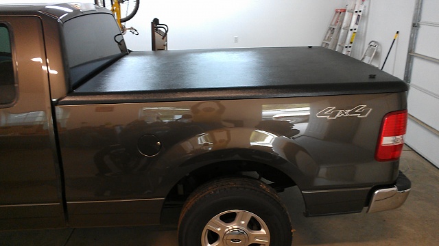 My new tonneau cover-18stuff.jpg