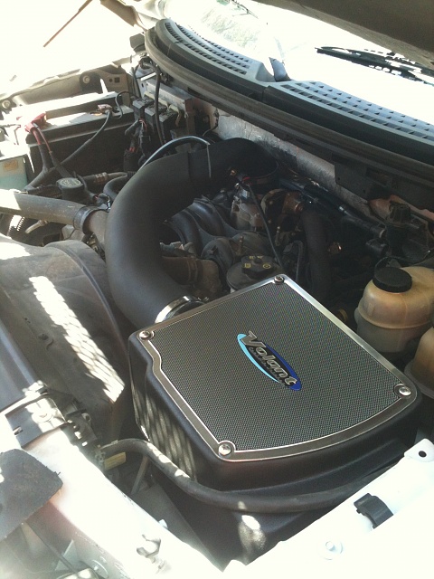 Cold Air Intake-engine-shot-volant-intake.jpg