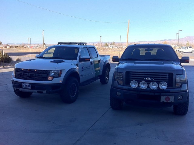 Border Patrol Raptor and my FX4-trucknraptor.jpg