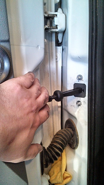 Door making popping sounds?  How to replace a door check on your 2004-2008 F150-obxbs2z.jpg