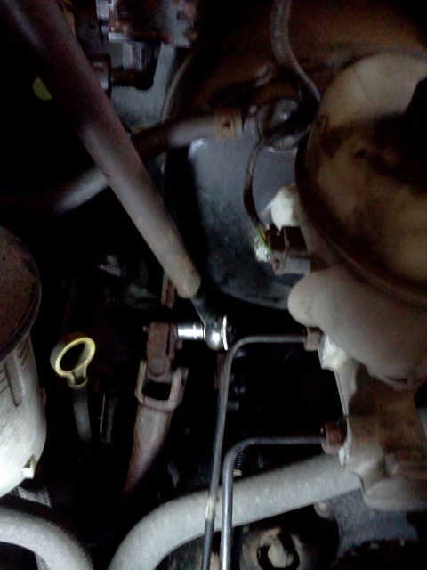 How-To ..Replace Lower Steering Shaft 04-08 F150-img_20110531_101013.jpg