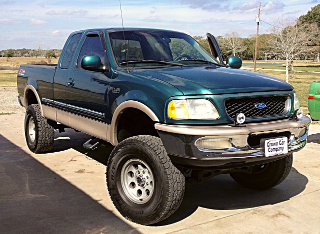 My 1997 F250 Light Duty/ Buckshot482's old build-st-picture-truck.jpg