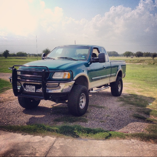 My 1997 F250 Light Duty/ Buckshot482's old build-road-picture.jpg