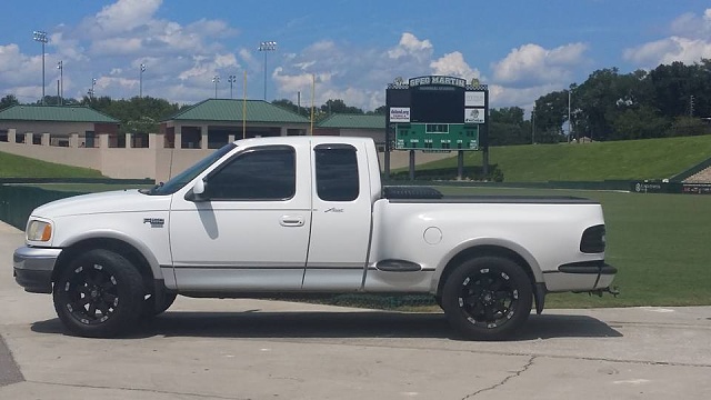 99 F150 Lariat 2WD-3.jpg