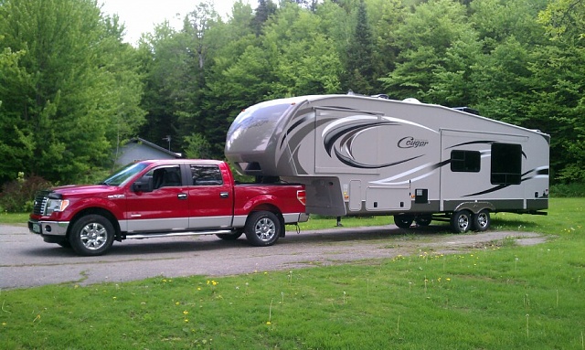 Lets see your campers being towed-cougar1-sm.jpg