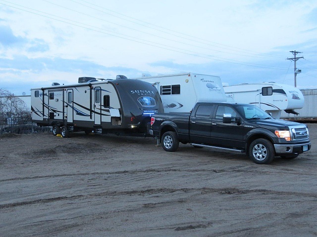 Lets see your campers being towed-sunset-trail-33bd.jpg
