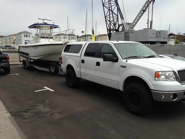 2008 F-150 towing Boston Whaler 26' Outrage-image-707933545.jpg