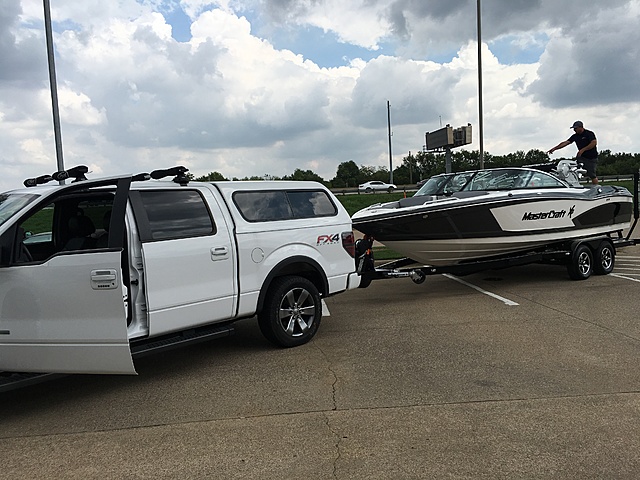 Lets see your boats being towed-img_8323.jpg