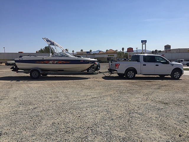 Lets see your boats being towed-img_0126.jpg
