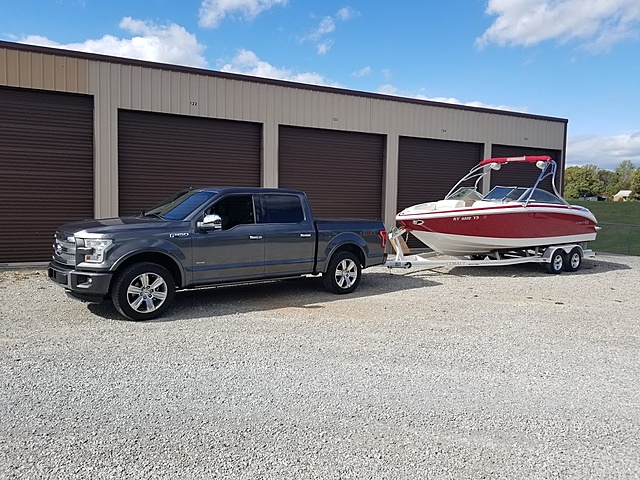 Lets see your boats being towed-boat1.jpg