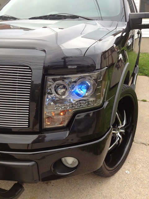 Canyone help me out with HID lights?-image-589697186.jpg