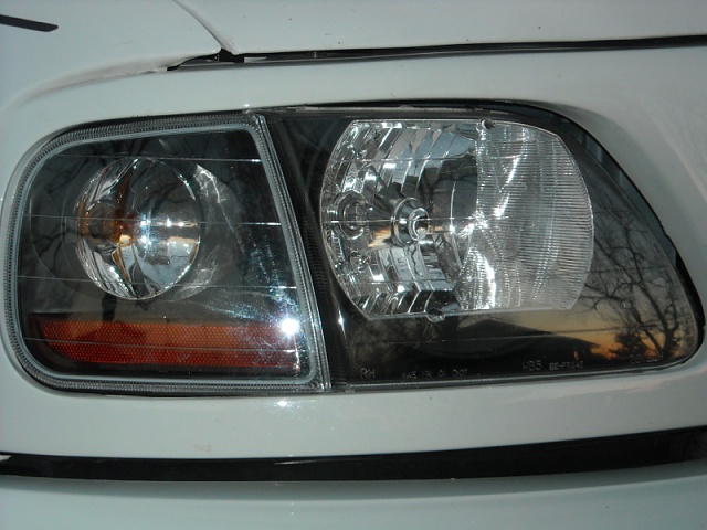 03 f150 headlights-image-398031637.jpg