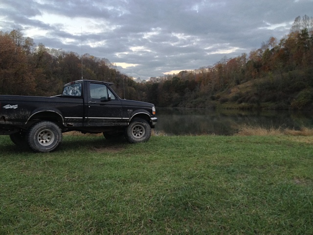 Show us your 1990-1996 f150s with lift kits-tonys-iphone-12-15-13-021.jpg