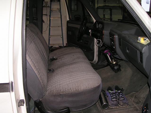 2003 Ford Ranger seats in a '90 F-150 **with pics-pict0013.jpg