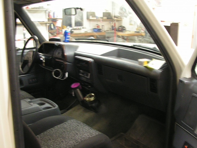 2003 Ford Ranger seats in a '90 F-150 **with pics-pict0021.jpg